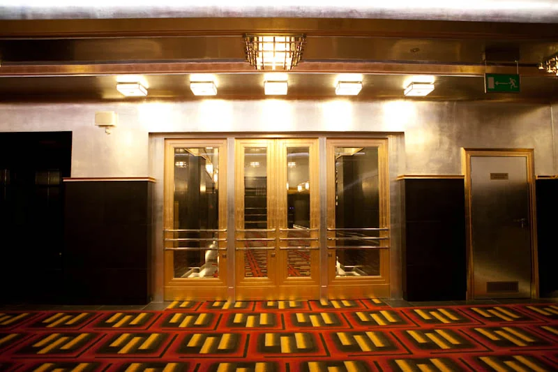Podwórko i foyer Teatru Muzycznego Capitol - fotografia 13