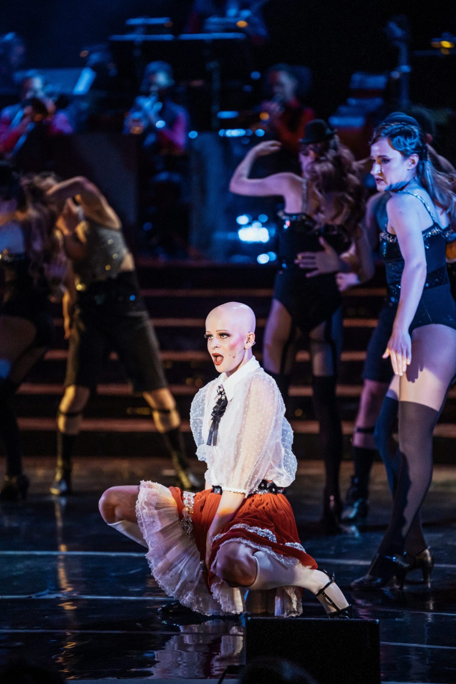 Mock. Czarna burleska