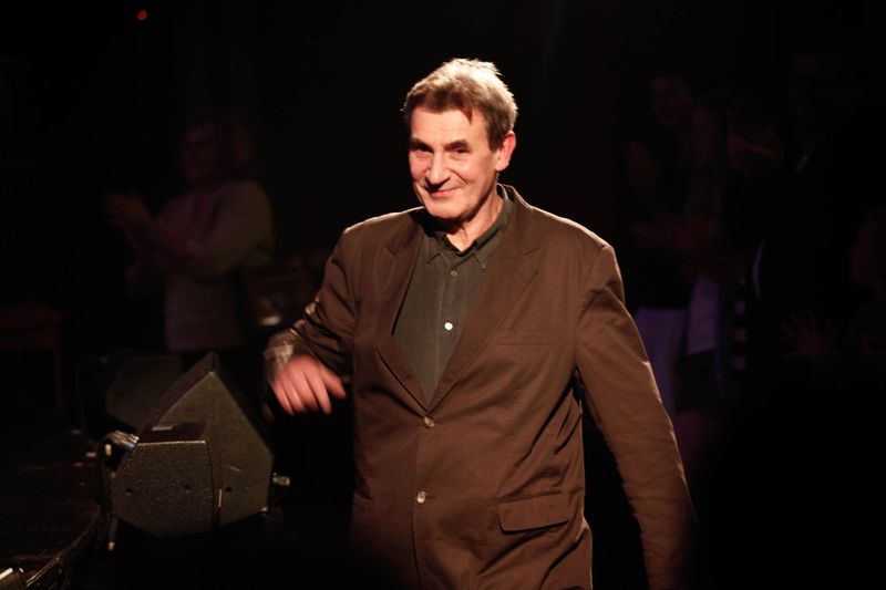 Autor scenariusza, tekstów piosenek i reżyser spektaklu - Jerzy Bielunas.